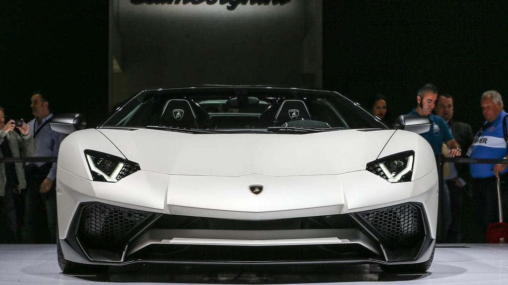 lamborghini aventador roaster