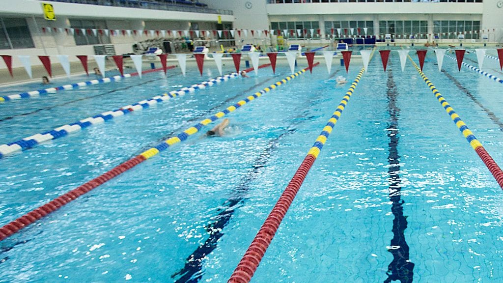 Uimahalli, kuvituskuva.