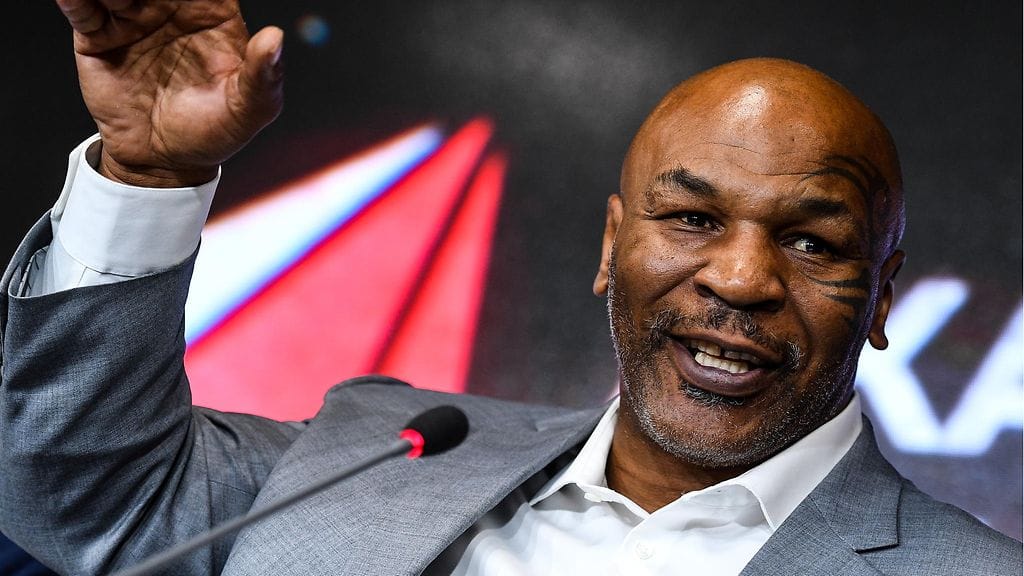 Mike Tyson kommentoi mellakkaan päättynyttä UFC-ottelua Twitterissä.