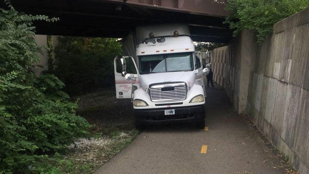 43058717_10155894594341762_570334475376918528_o