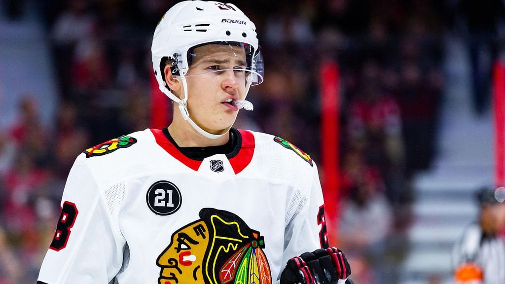Henri Jokiharju on aloittanut NHL-kauden vahvasti. Kolmessa ottelussa suomalaispuolustajalle on merkattu jo tehot 0+5.