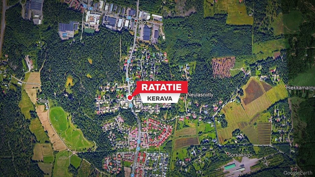 Keravan Ratatiellä sijaitseva K-market ryöstettiin tänään aamupäivällä teräaseella uhkaamalla.