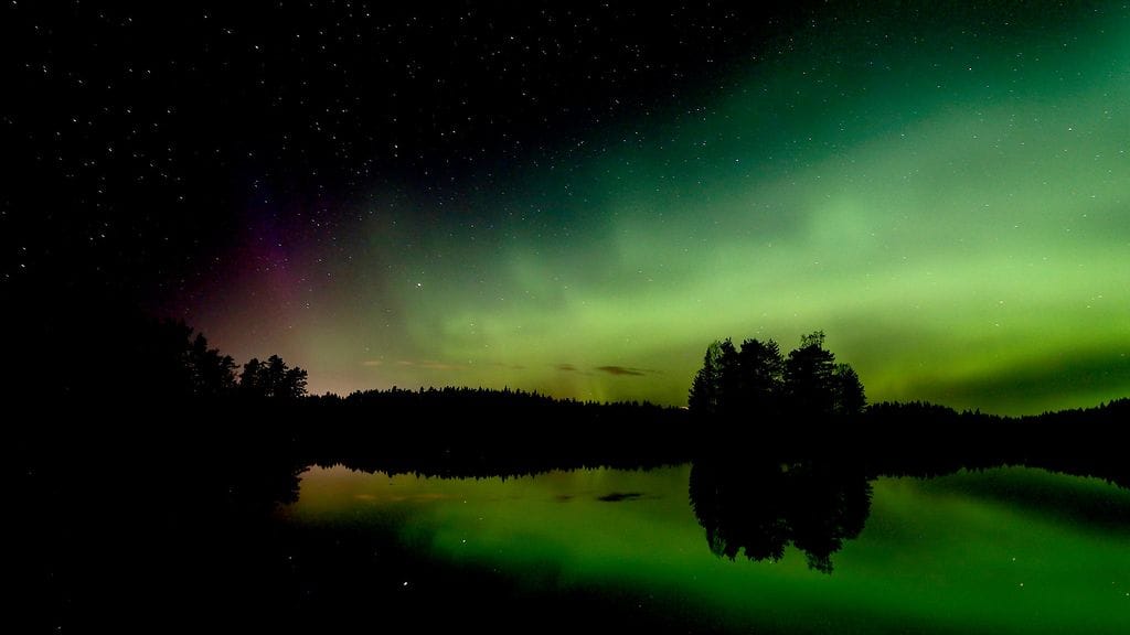 Nämä revontulet on tallennettu kameralle Joensuussa vuonna 2018.