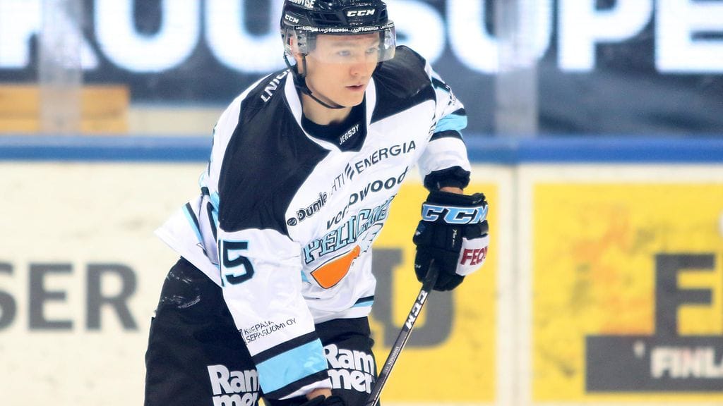 Pelicansin Jesse Mankinen teki Pelicansin toisen maalin.