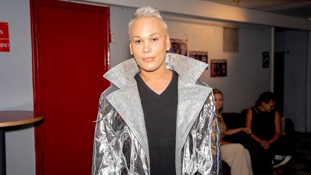 Suomalainen ihmis-Ken, Joni Virtanen vierailee Enbuske, Veitola & Salminen -ohjelmassa.