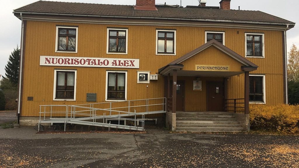 Keskusteluapua saa muun muassa Nuorisotalo Alexista.