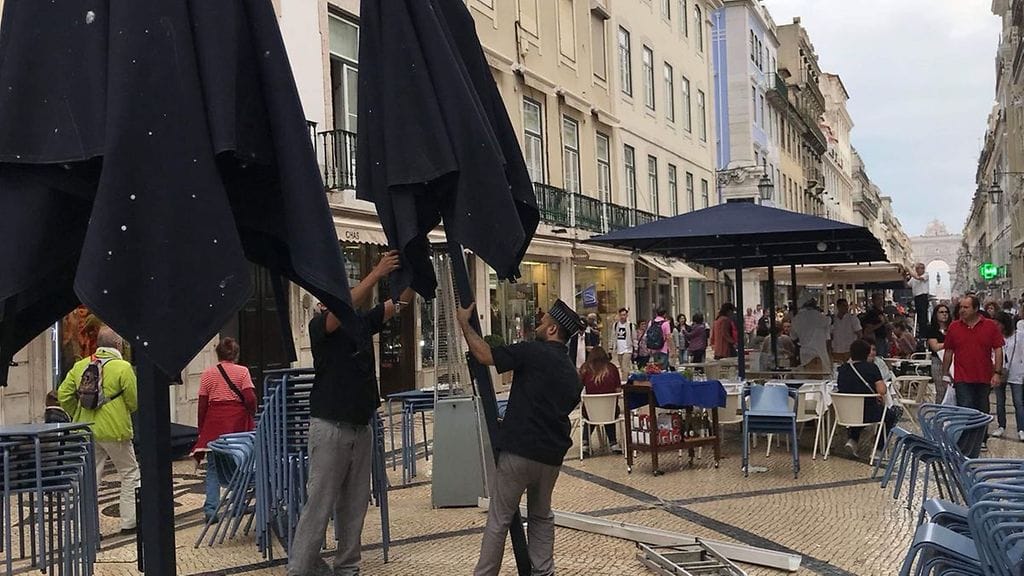 Lissabonissa valmistaudutaan Leslie-myrskyyn.