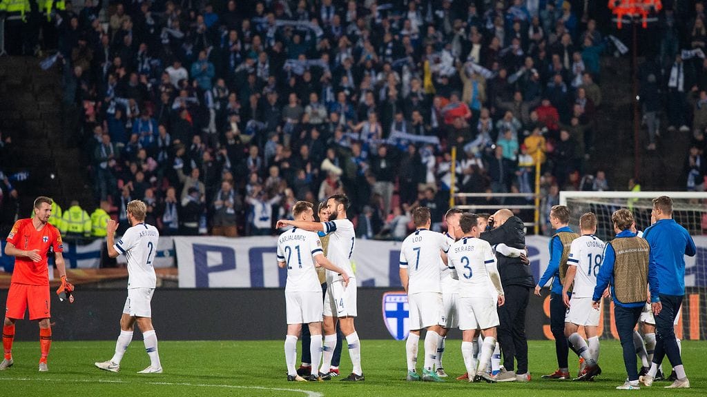 Suomi kaatoi Kreikan 2-0 Tampereen Ratinan illassa maanantaina.
