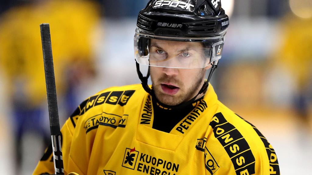 Sami Mutanen edusti vielä viime kaudella KalPaa.