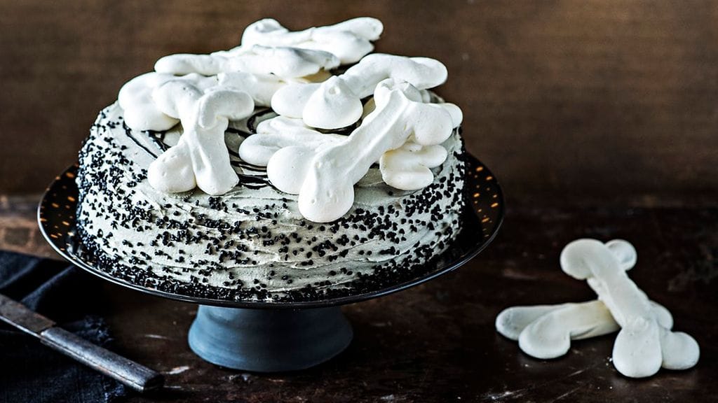 halloween suklaakakku