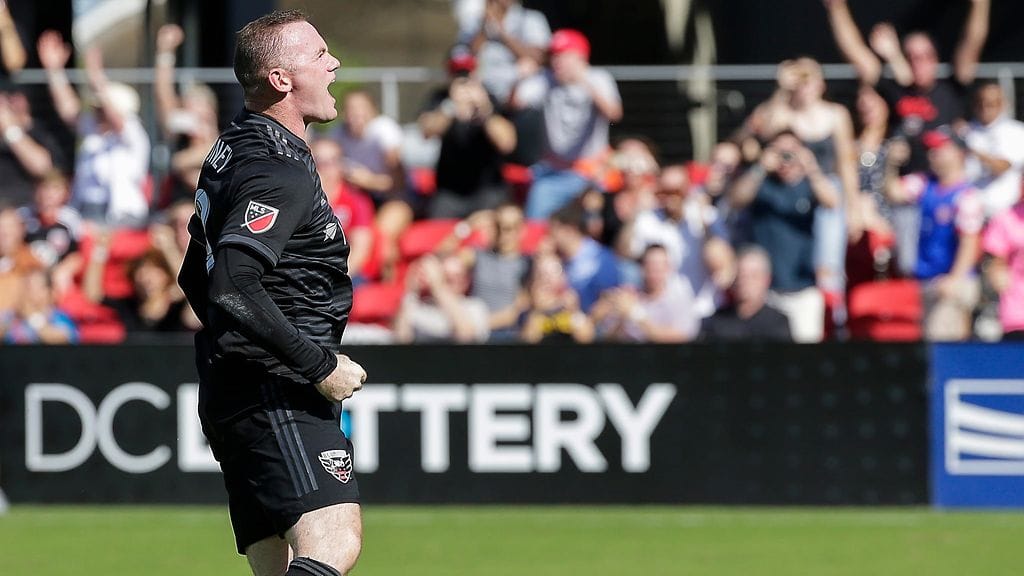 Wayne Rooney juhlimassa maalia Chicago Fireä vastaan.