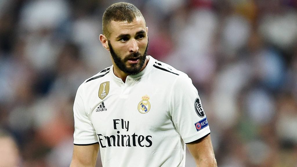 Kyseinen tapaus ei ole ensimmäinen kerta, kun Benzema on kohun keskellä.