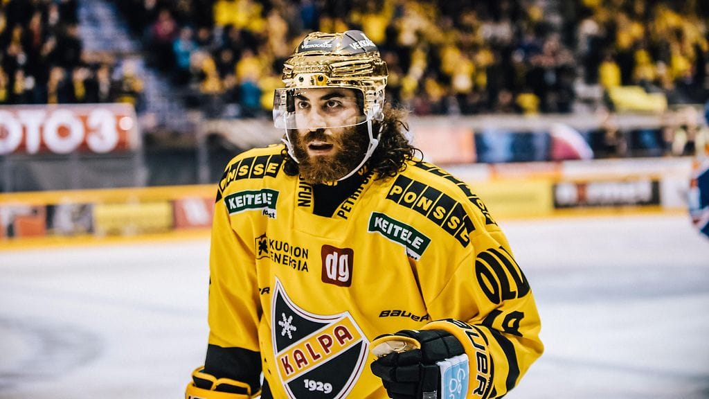 Mathew Maione edusti viime kaudella KalPaa.