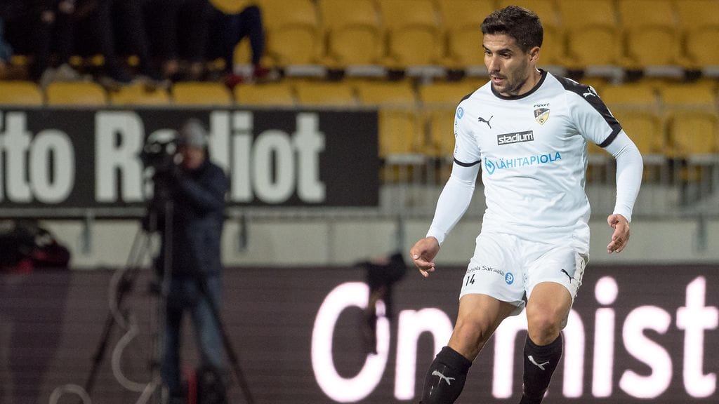 Hongan Borjas Martin vei joukkueensa johtoon FC Interiä vastaan ensimmäisellä puoliajalla.