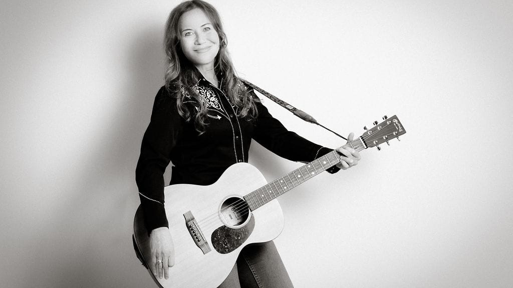 Kikka Kitara 2017 Hymy BW