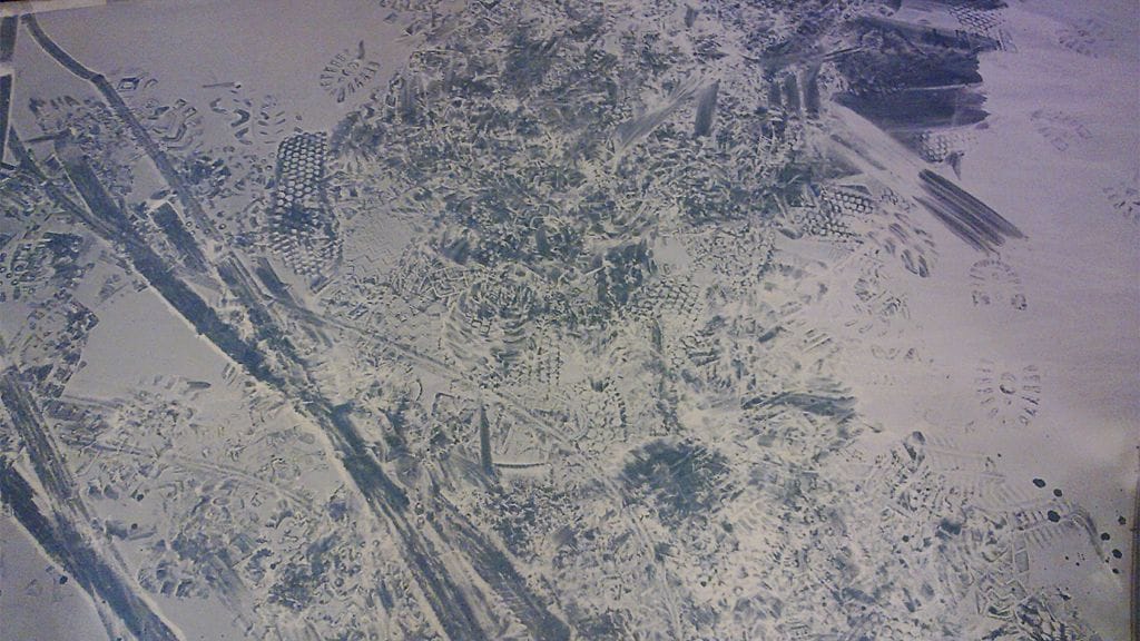 Jauhesammuttimen jälkiä junassa.