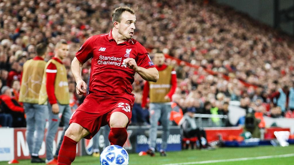 Xherdan Shaqiri sai lievää esimakua Anfieldillä kahden viikon päässä odottavasta vastaanotosta.