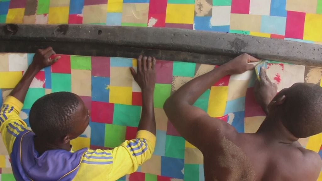 Muovivene, muoviongelma.Kenia