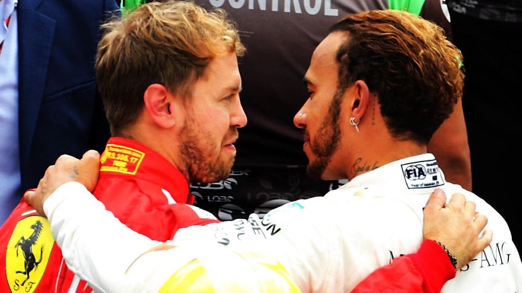 Sebastian Vettel ja Lewis Hamilton veljeilivät F1-mestaruuden ratkettua Mercedes-kuskille Meksikossa.