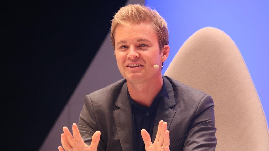 Entinen formulakuljettaja Nico Rosberg julkaisi Instagramissa suloisen kuvan nuoruusvuosilta.