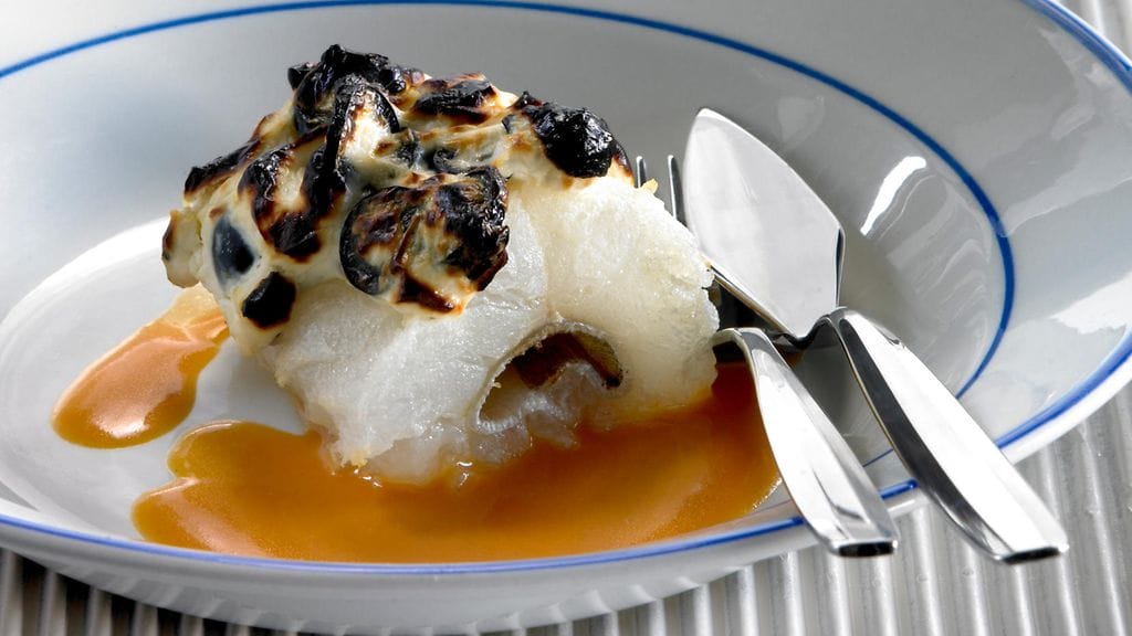 Joulunajan perinneherkku lipeäkala taipuu moneen ruokaan.