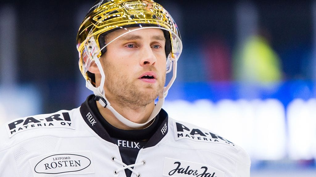 Ilari Filppula nousi kolmen pisteen tehoiltansa ansiosta SM-liigan pistepörssin ykköseksi.