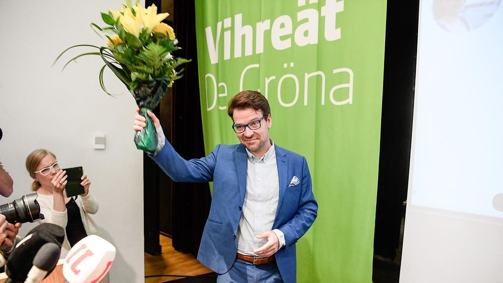 Vihreiden kansanedustaja ja entinen puheenjohtaja Ville Niinistö paljastaa Facebook-päivityksessään, miksi hän ei lähde ehdolle ensi kevään eduskuntavaaleissa.