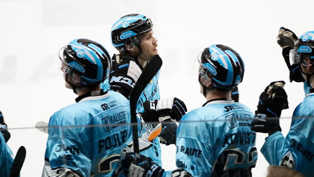 Mikko Kousa vei Pelicansin 1-0-johtoon nopeasti Lahdessa.