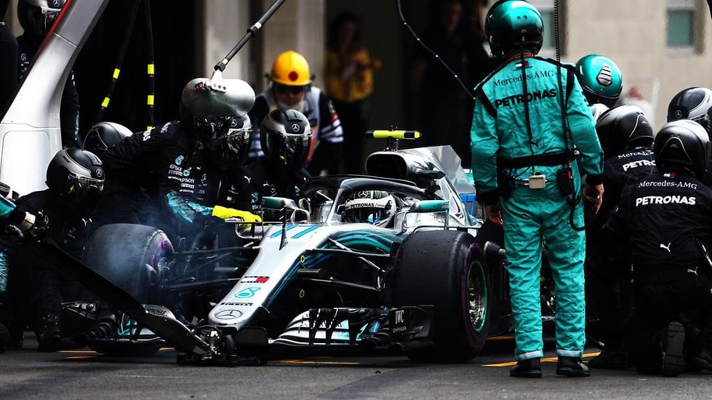 Valtteri Bottas joutui turvautumaan Meksikon GP:ssä kolmeen varikkokäyntiin.