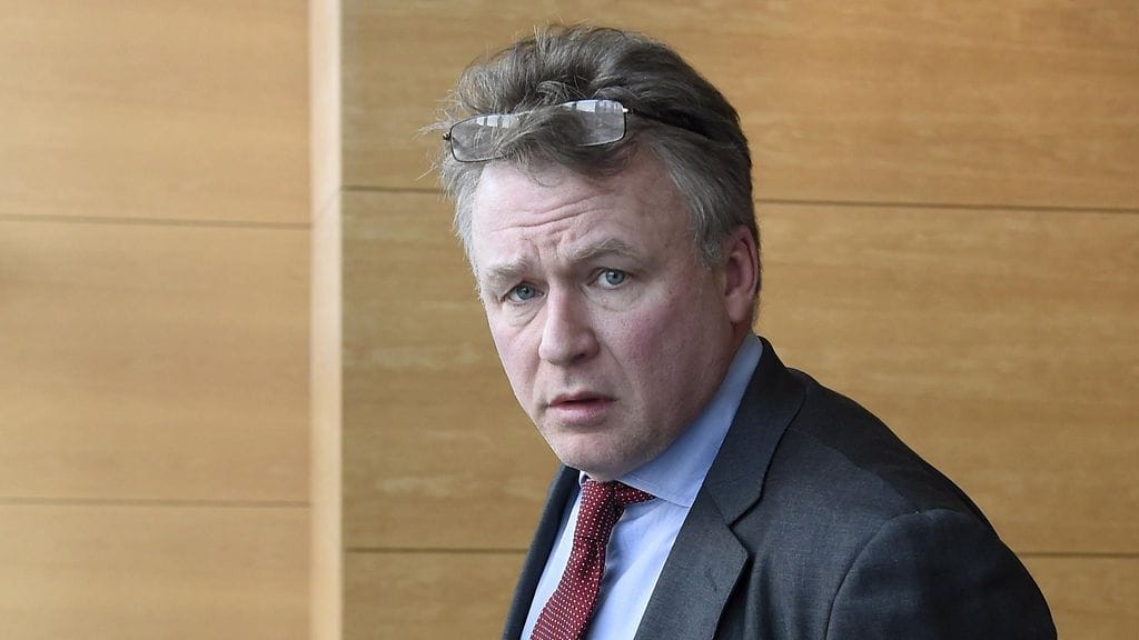 Keskusrikospoliisi (KRP) on antanut kirjallisen huomautuksen Anneli Auerin tietojen urkinnasta tuomitulle poliisille.