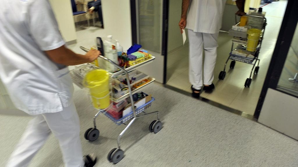 Hoitoalalle vastavalmistuneiden työelämätaidot ja ammatillinen osaaminen eivät aina tyydytä työnantajia.