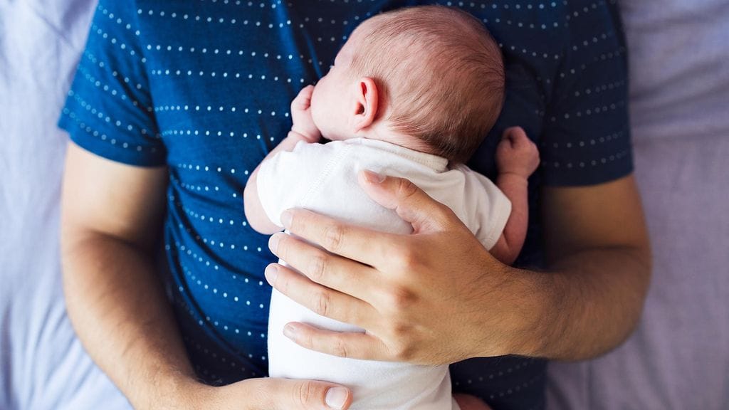 Shira-tyttö syntyi vuonna 2015, seitsemän vuotta isänsä kuoleman jälkeen. Kuvituskuva.