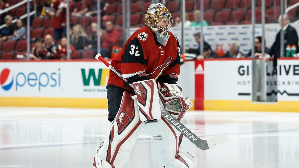 Antti Raanta venyi peräti 48 torjuntaan NHL:ssä.