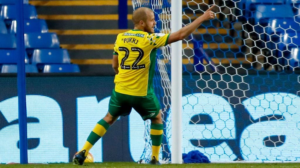 Teemu Pukki teki Norwichille kaksi maalia Sheffield Wednesdayta vastaan.