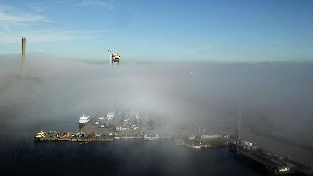 Merisumu peitti Helsingin Sompasaaren ja Kalasataman alueen torstaina 11. lokakuuta 2018. Kuvituskuva.