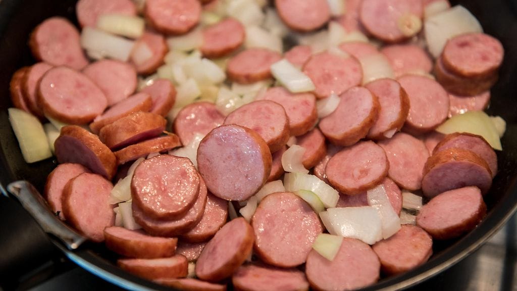 Makkaroiden, valmisvälipalojen ja muiden valmisruokien myynti kasvoi hellekesän ansiosta.