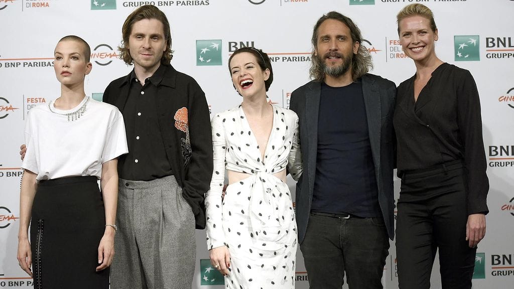 claire foy (1)