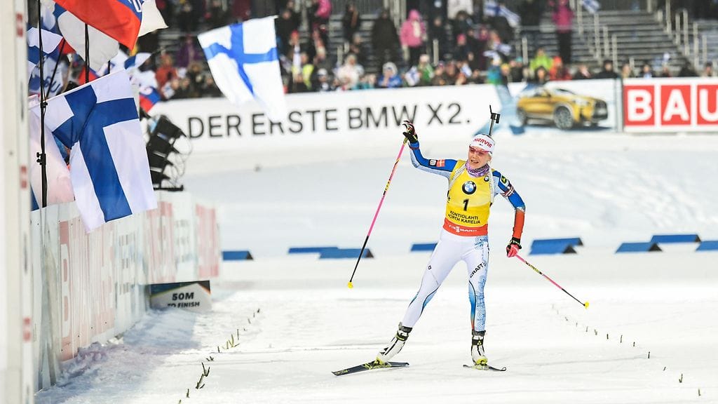Kaisa Mäkäräinen tuli maaliin neljäntenä naisten maailmancupin yhteislähdössä Kontiolahdella maaliskuussa 2018.