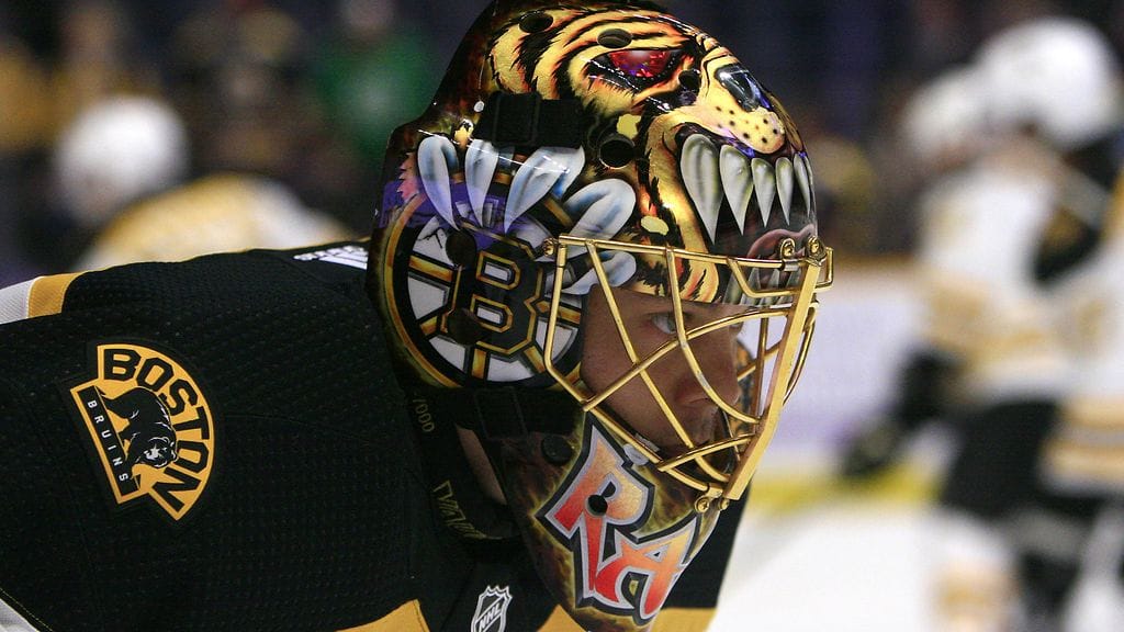 Tuukka Rask on palaamassa Boston Bruinsin maalille.