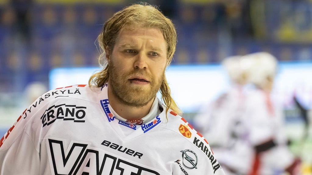 Miika Lahti on edustanut JYPiä yli kymmenen kautta.