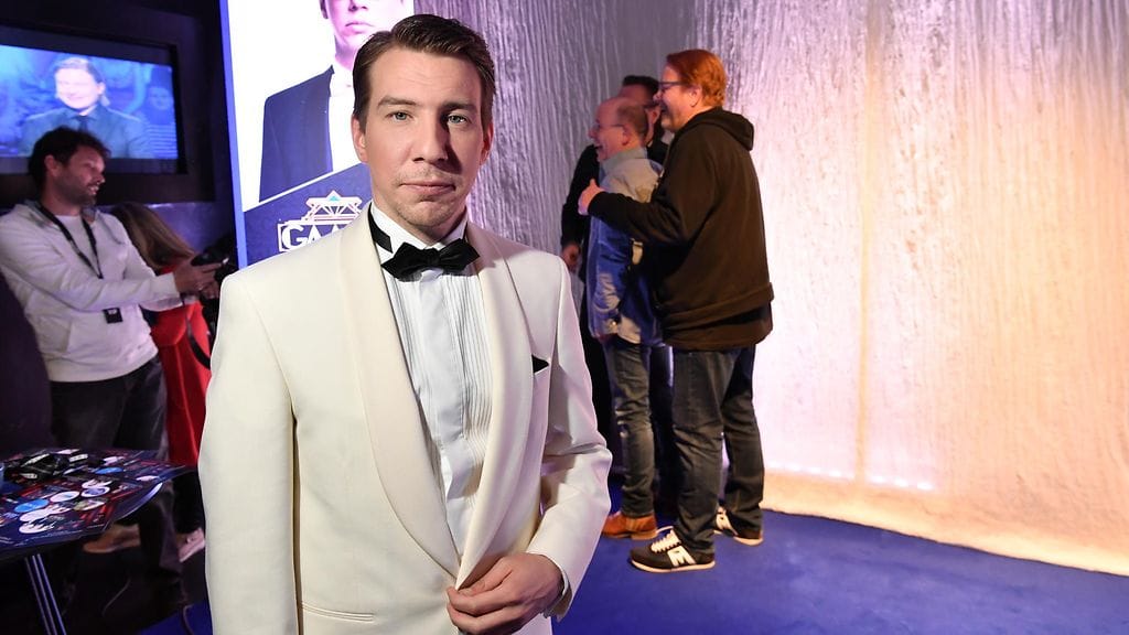 Aku Hirviniemi ja Sonja Kailassaari jakoivat huvittavan yhteiskuvan sosiaalisessa mediassa.