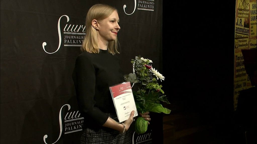 Palkittu toimittaja Minna Passi siirtyy suojelupoliisiin.