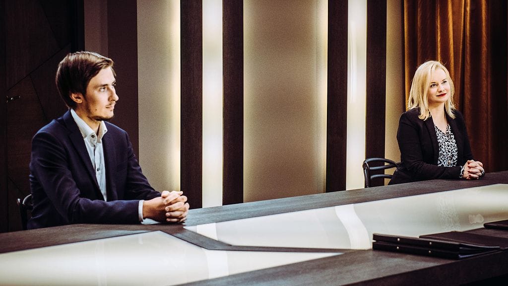 Olli-Pekka Villa ja Helena Kastikainen kamppailevat voitosta.