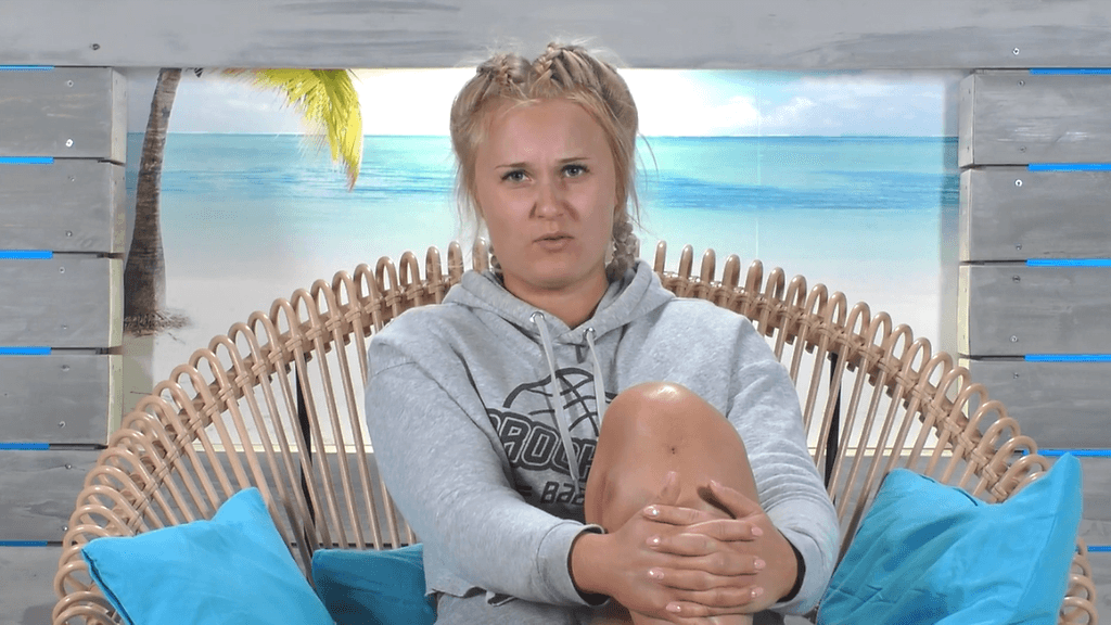 Veera on vahvasti sitä mieltä, etteivät vauvat ole söpöjä.