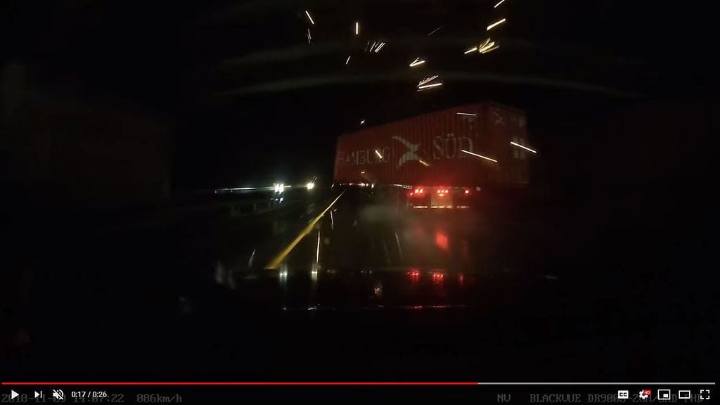 Kuvakaappaus YouTubeen ladatulta videolta.