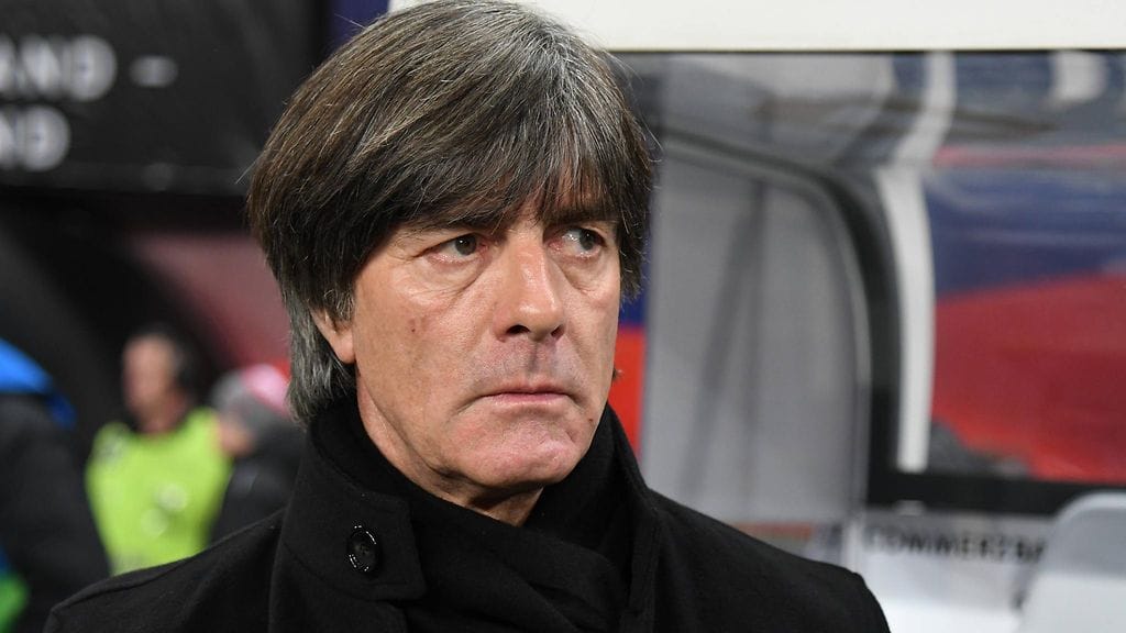 Saksan jalkapallomaajoukkueen päävalmentaja Joakim Löwin mukaan joukkue kääntää katseen jo vuoden 2020 EM-karsintoihin. B-liigaan putoaminen on Saksalle kuitenkin henkinen kolaus.