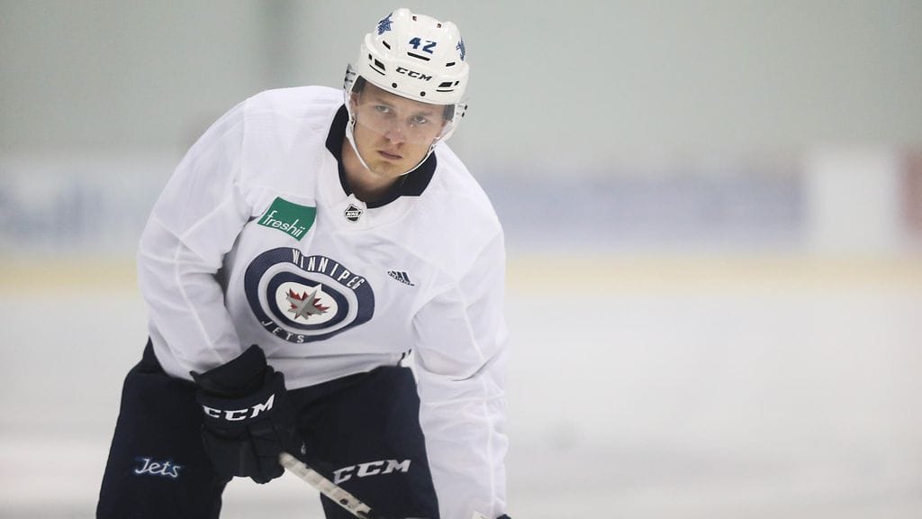 Kristian Vesalainen nostettiin Winnipegin NHL-miehistöön.