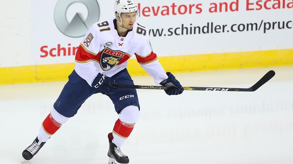 Florida Panthersin suomalaishyökkääjä Juho Lammikko kirjoitti seurahistoriaa, kun hän keräsi kasaan tehot 0+4 ottelussa Ottawa Senatorsia vastaan.