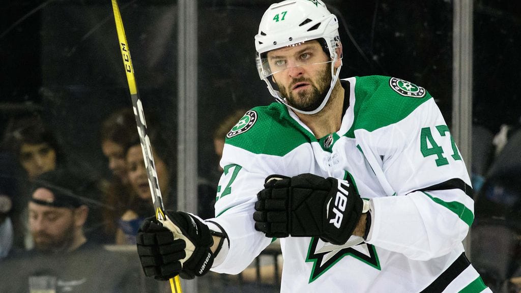 Aleksandr Radulov Dallas Starsin paidassa.