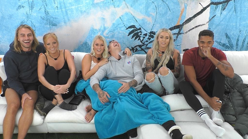 Finaalissa ovat Patrick ja Anku, Pauliina ja Ville sekä Aura ja Jeffrey.